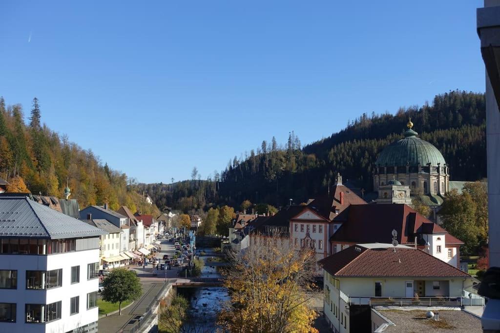 Auszeit Im Schoenen Hochschwarzwald 圣布拉辛 外观 照片